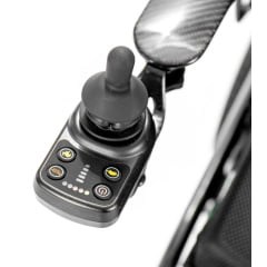 Cadeira de Rodas Motorizada X Ultra Lite Power Lite em Fibra de Carbono